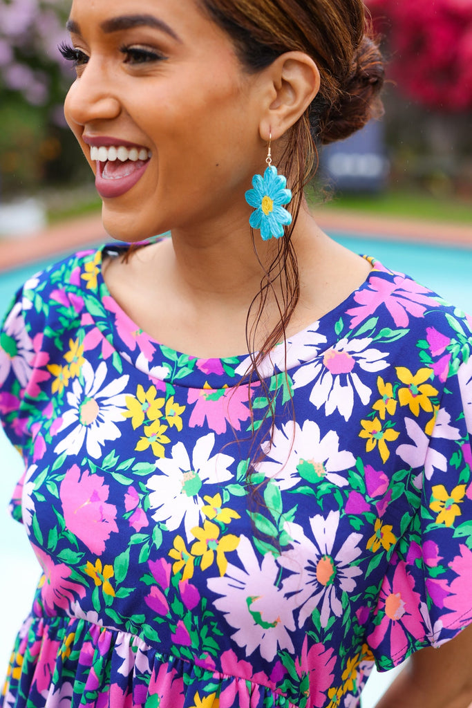 Sky Blue Daisy Flower Straw Dangle Earrings-Timber Brooke Boutique, Online Women's Fashion Boutique in Amarillo, Texas