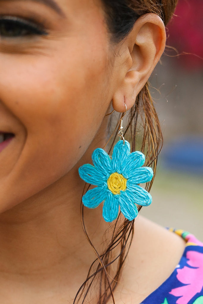 Sky Blue Daisy Flower Straw Dangle Earrings-Timber Brooke Boutique, Online Women's Fashion Boutique in Amarillo, Texas