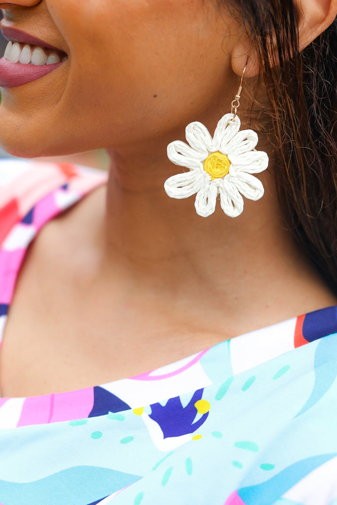 Ivory Daisy Flower Straw Dangle Earrings-Timber Brooke Boutique, Online Women's Fashion Boutique in Amarillo, Texas