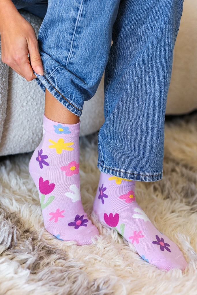Orchid Floral Ankle Socks-Timber Brooke Boutique, Online Women's Fashion Boutique in Amarillo, Texas