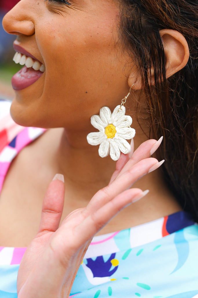 Ivory Daisy Flower Straw Dangle Earrings-Timber Brooke Boutique, Online Women's Fashion Boutique in Amarillo, Texas