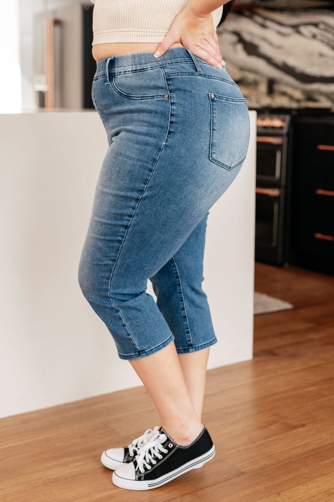 Emily High Rise Cool Denim Pull On Capri Jeans-Denim-Timber Brooke Boutique, Online Women's Fashion Boutique in Amarillo, Texas