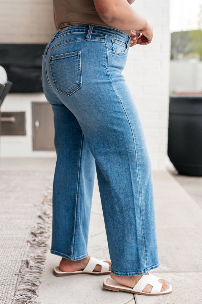 Hayes High Rise Wide Leg Crop Jeans-Denim-Timber Brooke Boutique, Online Women's Fashion Boutique in Amarillo, Texas