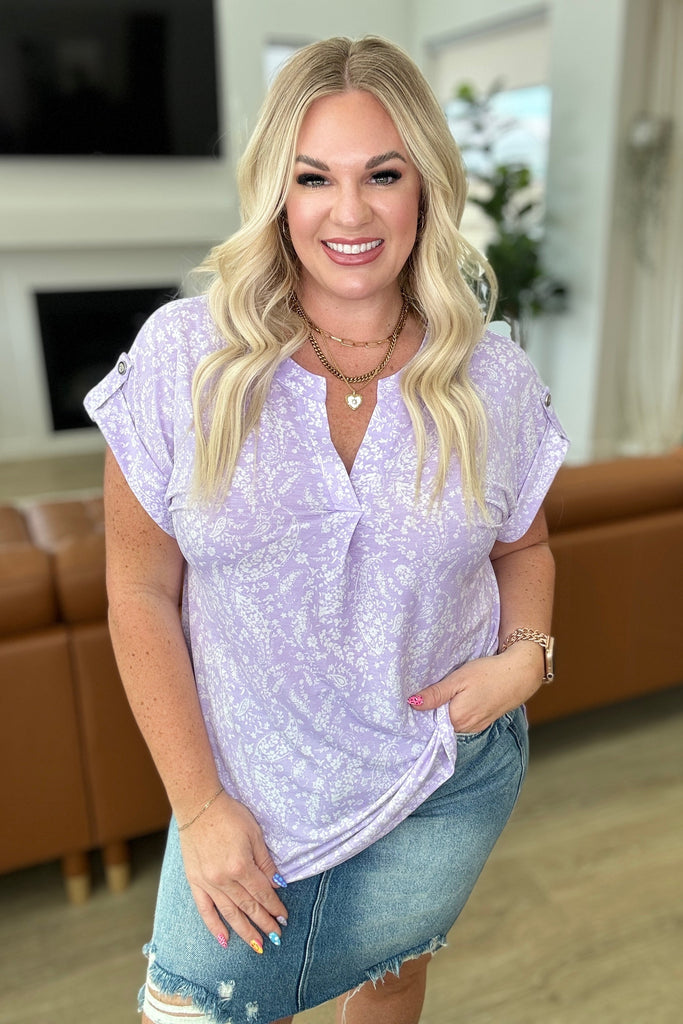 Lizzy Cap Sleeve Top in Lavender and White Floral-Tops-Timber Brooke Boutique, Online Women's Fashion Boutique in Amarillo, Texas
