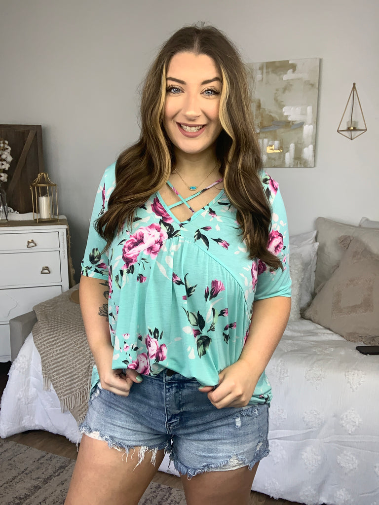 Memory Lane-Short Sleeve Top-Timber Brooke Boutique, Online Women's Fashion Boutique in Amarillo, Texas