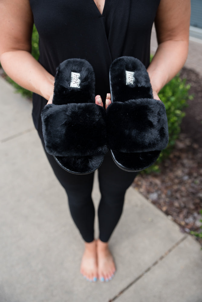 Fuzzy Slipper Sandals-H2K-Timber Brooke Boutique, Online Women's Fashion Boutique in Amarillo, Texas