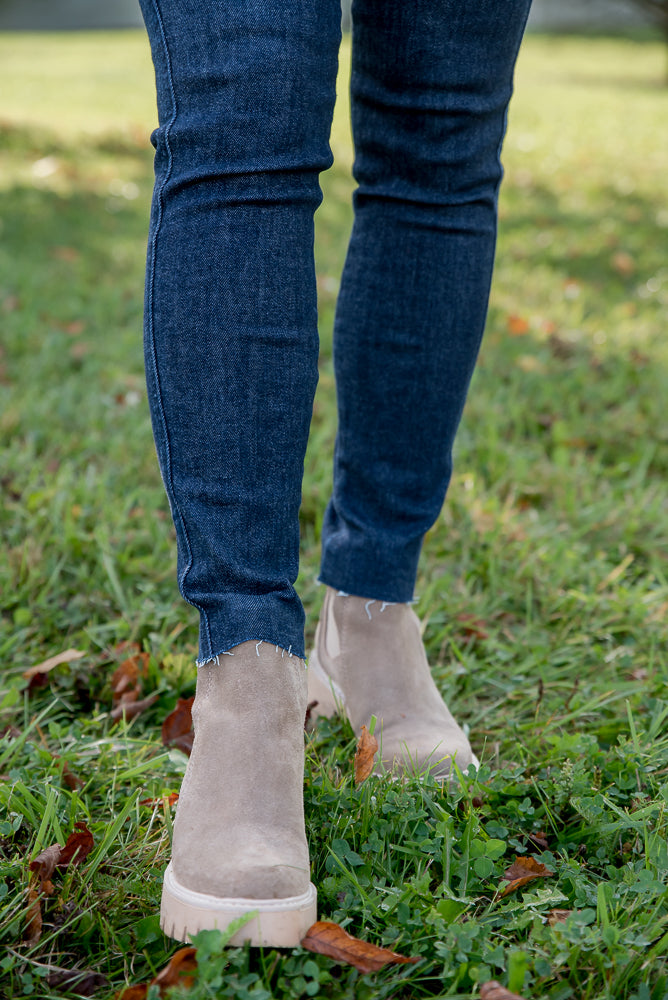 A Rainy Night Judy Blue Tummy Control Jeans-judy blue-Timber Brooke Boutique, Online Women's Fashion Boutique in Amarillo, Texas