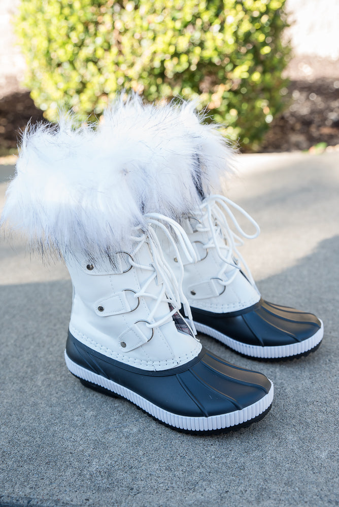 Snow White Boots-H2K-Timber Brooke Boutique, Online Women's Fashion Boutique in Amarillo, Texas