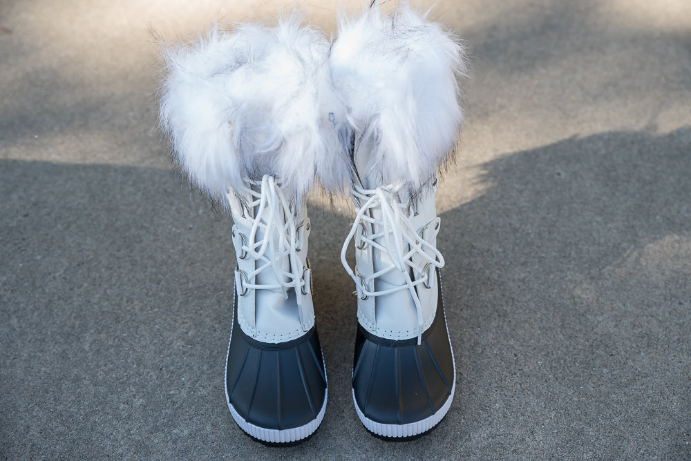 Snow White Boots-H2K-Timber Brooke Boutique, Online Women's Fashion Boutique in Amarillo, Texas