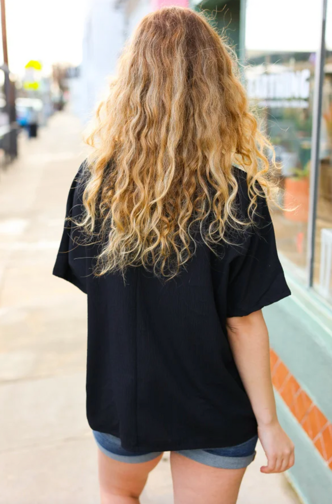 Be Bold Black Crinkle Texture Pocketed Dolman Top-Timber Brooke Boutique, Online Women's Fashion Boutique in Amarillo, Texas