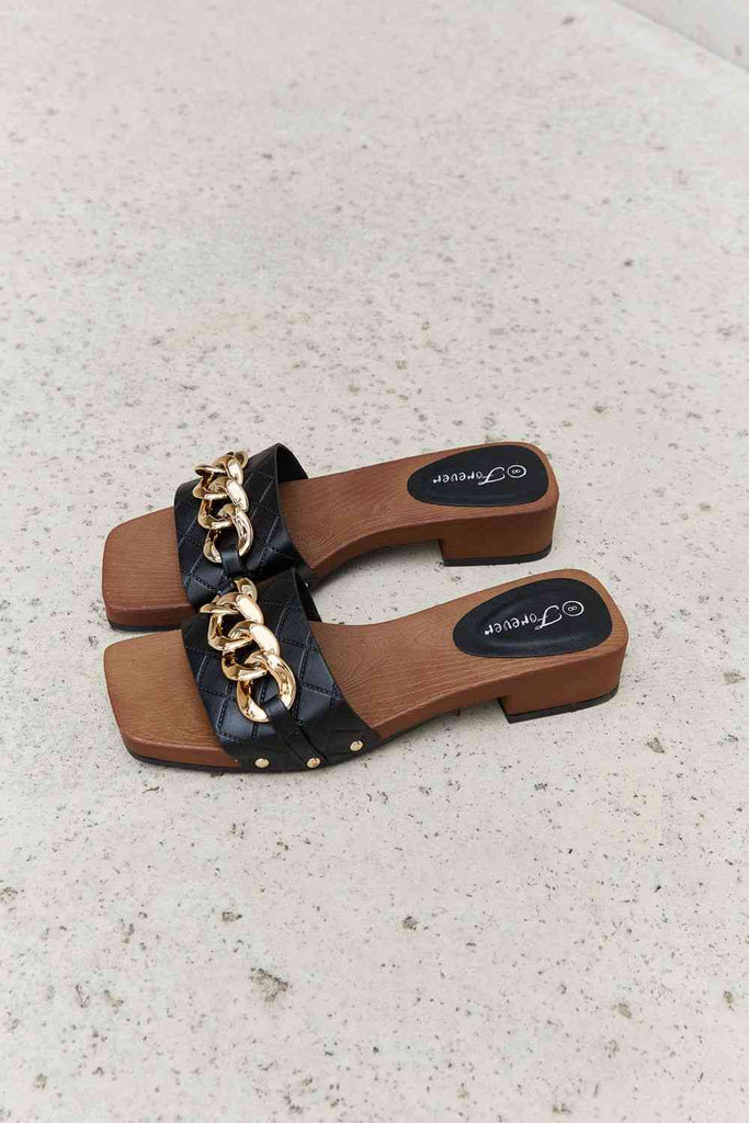 Forever Link Square Toe Chain Detail Clog Sandal in Black-Timber Brooke Boutique, Online Women's Fashion Boutique in Amarillo, Texas
