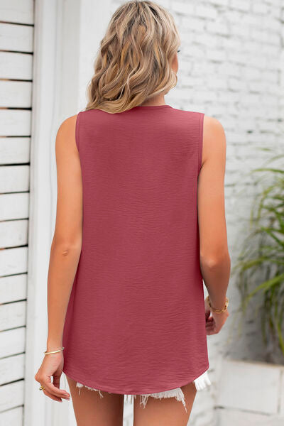 Texture V-Neck Sleeveless Top-Timber Brooke Boutique, Online Women's Fashion Boutique in Amarillo, Texas