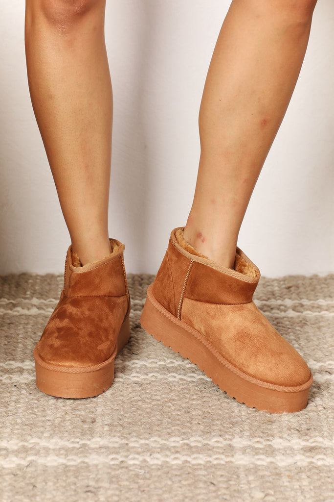 Legend Women's Fleece Lined Chunky Platform Mini Boots-Timber Brooke Boutique, Online Women's Fashion Boutique in Amarillo, Texas
