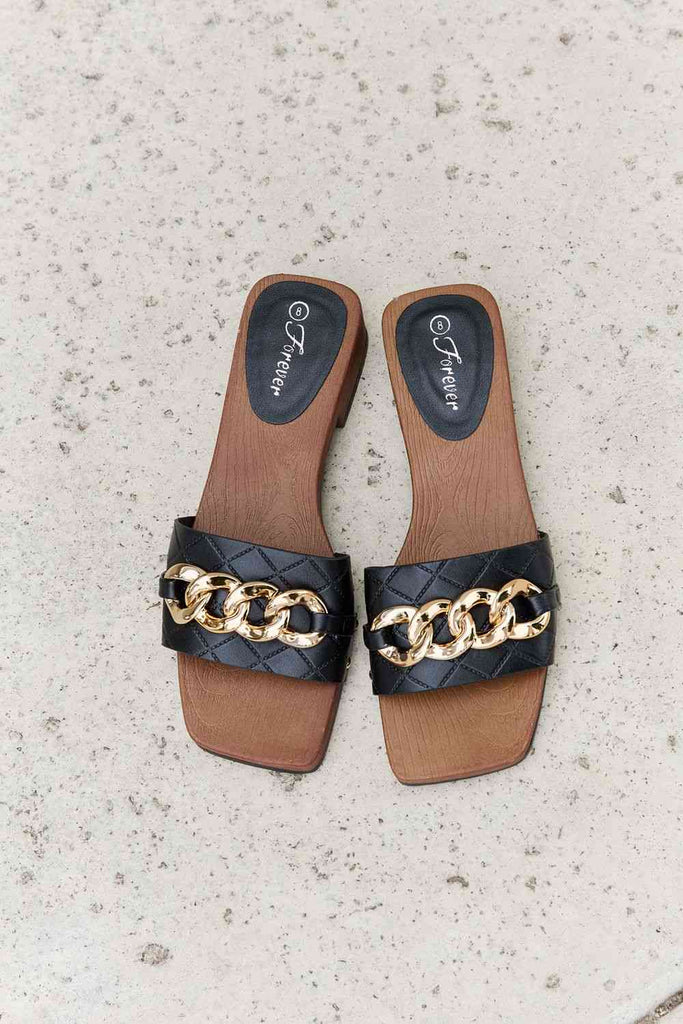 Forever Link Square Toe Chain Detail Clog Sandal in Black-Timber Brooke Boutique, Online Women's Fashion Boutique in Amarillo, Texas