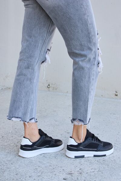 Forever Link Lace-Up Round Toe Flat Sneakers-Timber Brooke Boutique, Online Women's Fashion Boutique in Amarillo, Texas