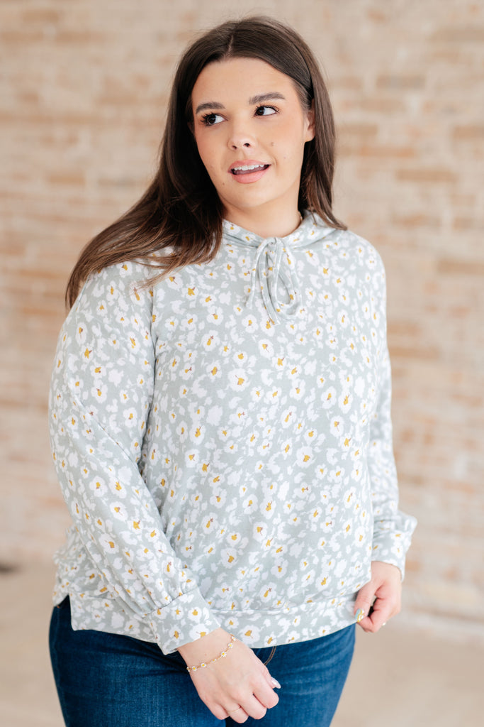 A Touch of Pollen Pullover Sweater-Tops-Timber Brooke Boutique, Online Women's Fashion Boutique in Amarillo, Texas