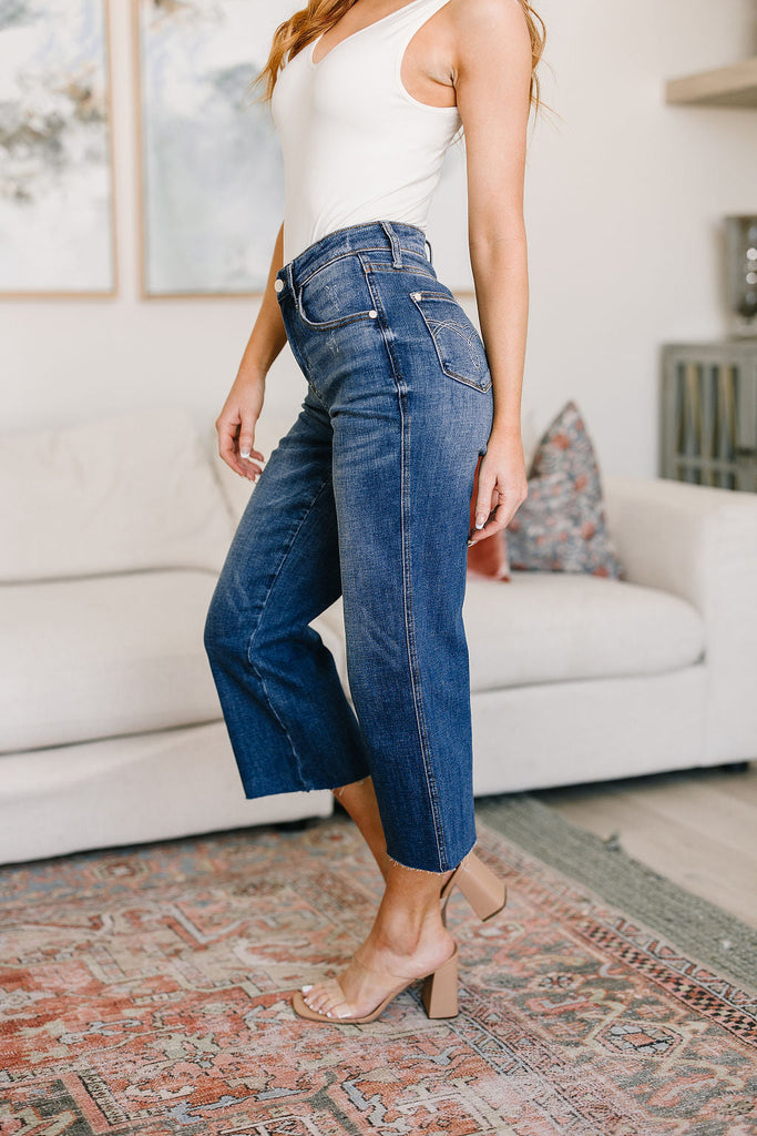 Hayes High Rise Wide Leg Crop Jeans-Womens-Timber Brooke Boutique, Online Women's Fashion Boutique in Amarillo, Texas