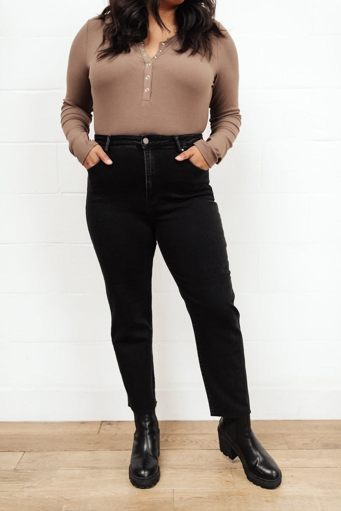 High Waist Mom Fit Jeans In Black-Womens-Timber Brooke Boutique, Online Women's Fashion Boutique in Amarillo, Texas