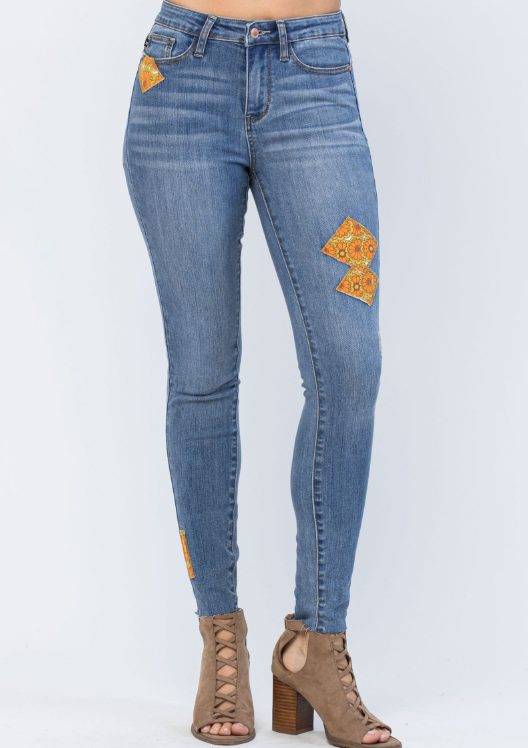 Retro Vibes Judy Blue Patch Skinny Jeans-judy blue-Timber Brooke Boutique, Online Women's Fashion Boutique in Amarillo, Texas