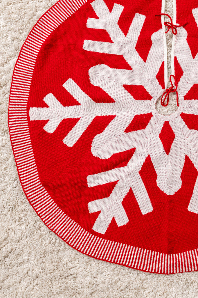 Snowflake Knit Tree Skirt-Womens-Timber Brooke Boutique, Online Women's Fashion Boutique in Amarillo, Texas