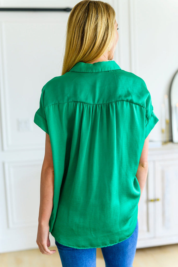 Working On Me Top in Kelly Green-Womens-Timber Brooke Boutique, Online Women's Fashion Boutique in Amarillo, Texas