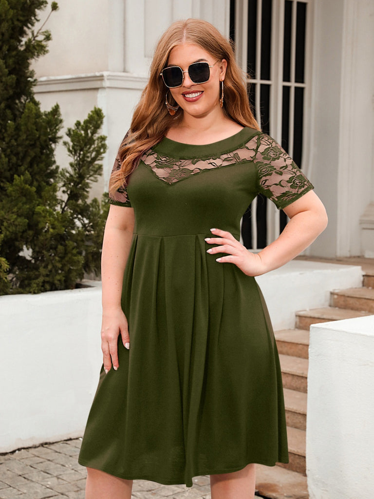 Plus Size Ruched Round Neck Short Sleeve Dress-Timber Brooke Boutique, Online Women's Fashion Boutique in Amarillo, Texas