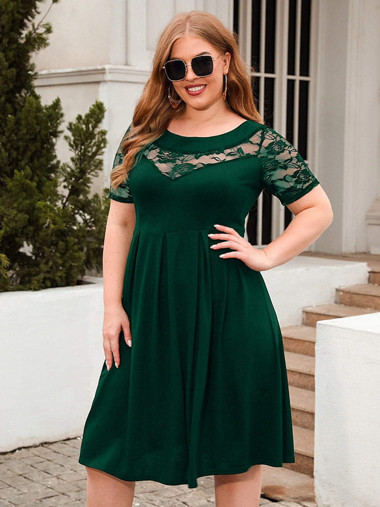 Plus Size Ruched Round Neck Short Sleeve Dress-Timber Brooke Boutique, Online Women's Fashion Boutique in Amarillo, Texas