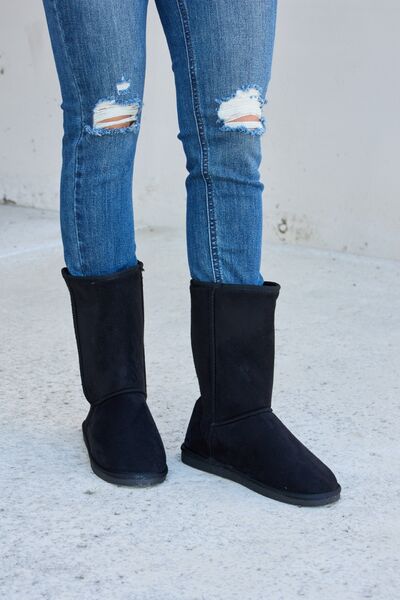Forever Link Thermal Lined Flat Boots-Timber Brooke Boutique, Online Women's Fashion Boutique in Amarillo, Texas
